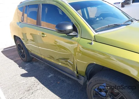 2012 Jeep Compass Sport из США, поврежденный, VIN 1C4NJCBB5CD555090